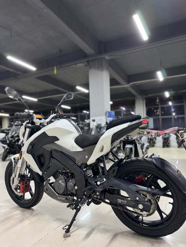 二手贝纳利小迅龙 BN150S