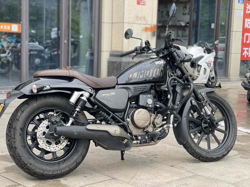 二手QJMOTOR闪250