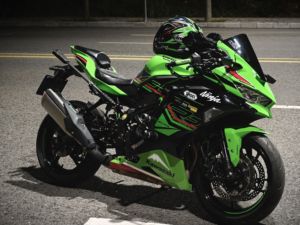 二手川崎ZX-4R