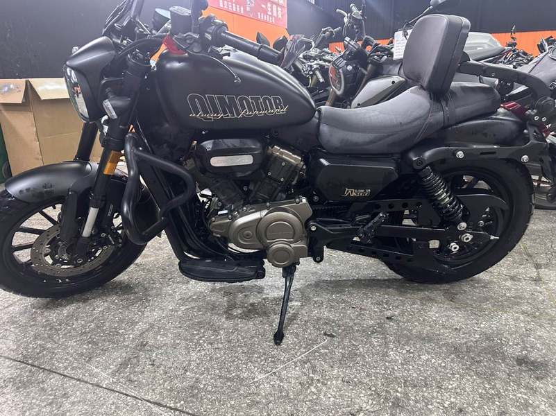 二手QJMOTOR闪300