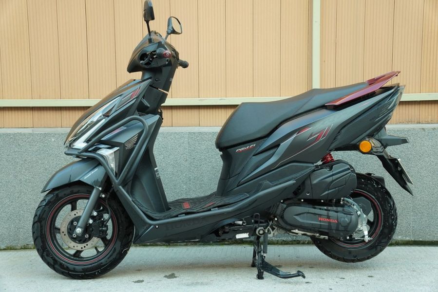 二手新大洲本田裂行 RX125Fi