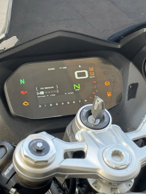 二手QJMOTOR赛800