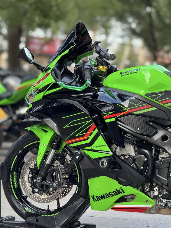 二手川崎ZX-4R