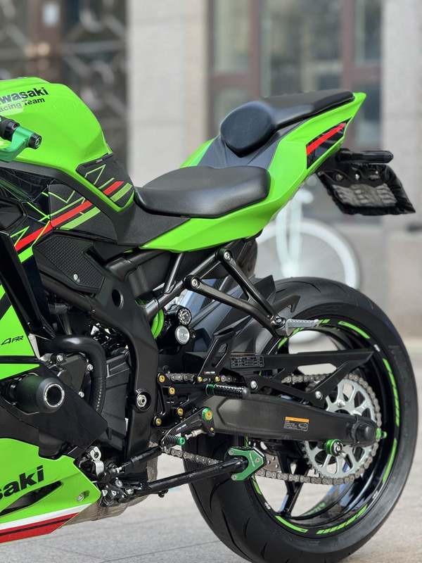 二手川崎ZX-4R