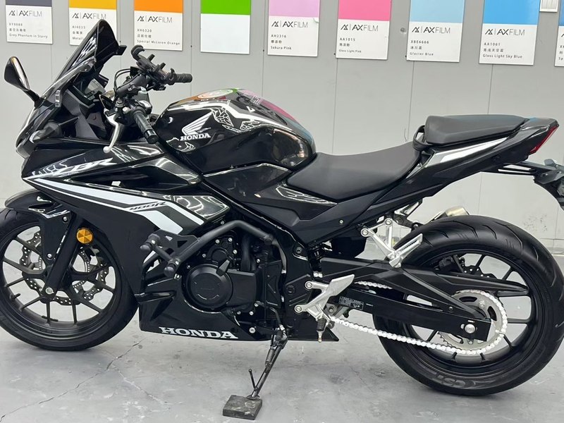 二手本田CBR400R