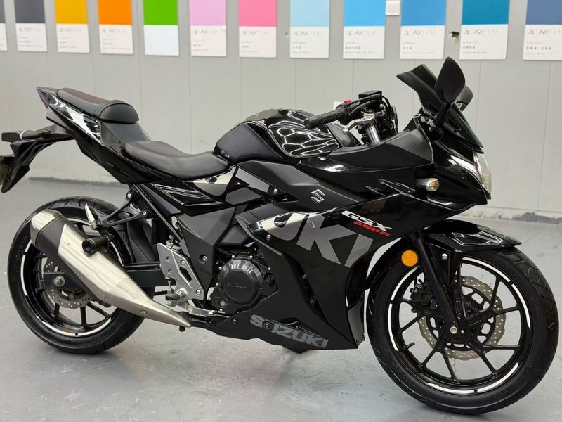 二手豪爵铃木GSX250R