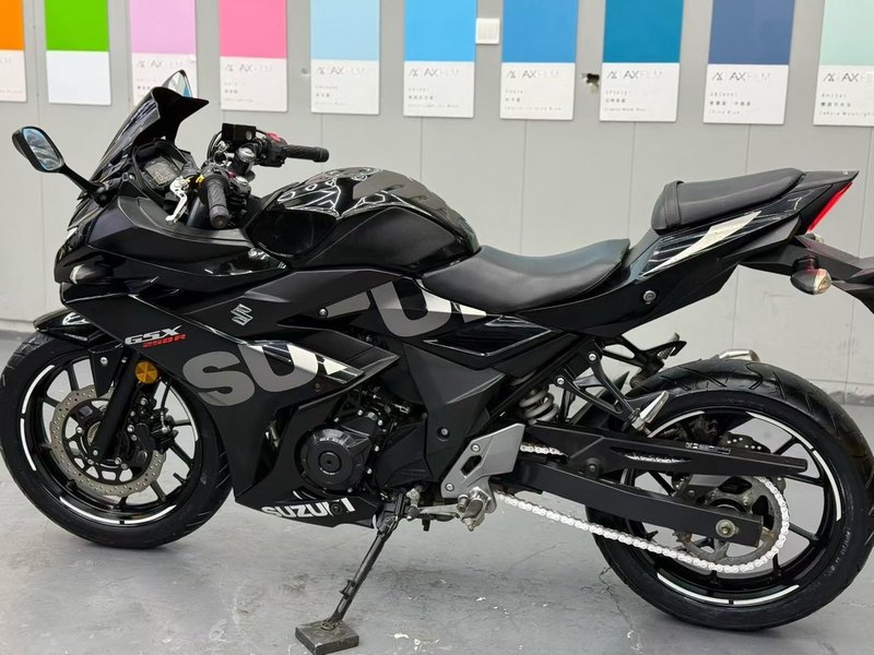 二手豪爵铃木GSX250R