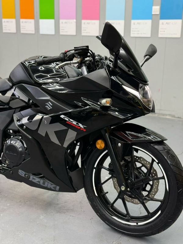 二手豪爵铃木GSX250R