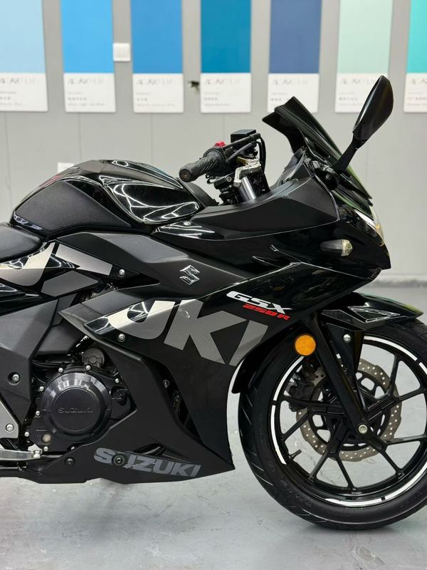 二手豪爵铃木GSX250R