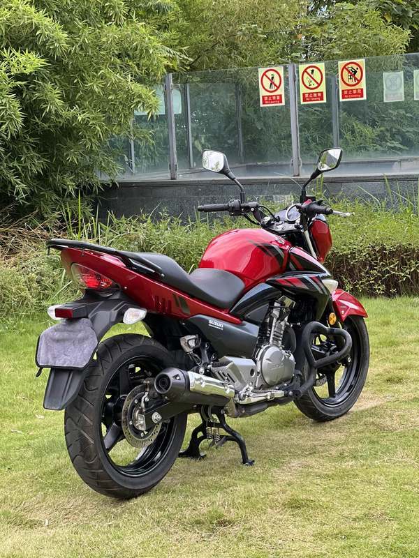 二手豪爵铃木骊驰 GW250