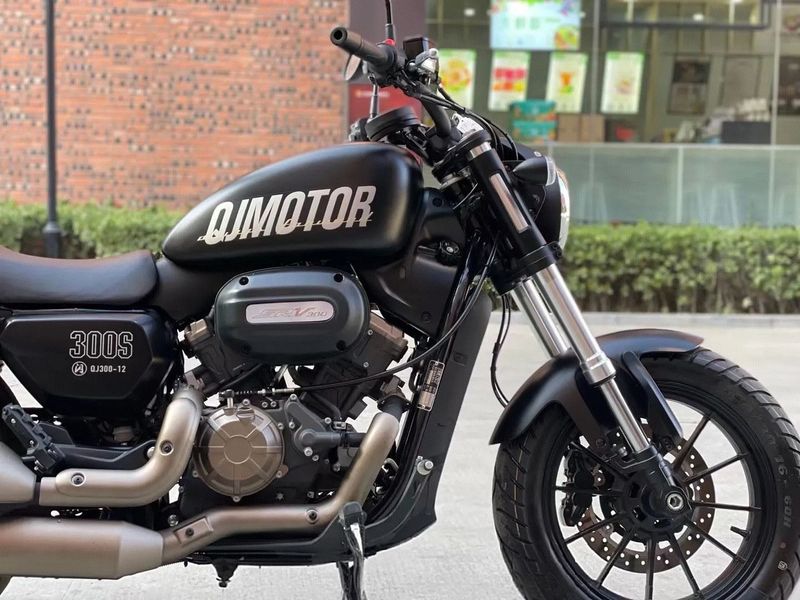 二手QJMOTOR闪300