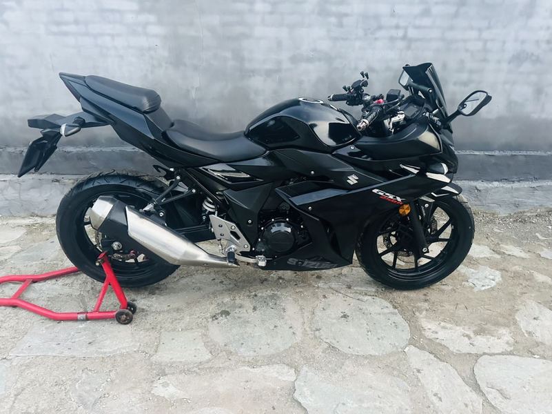 二手豪爵铃木GSX250R