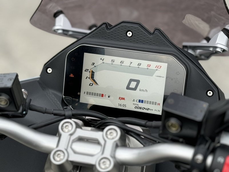 二手三阳哈士奇 Husky ADV300