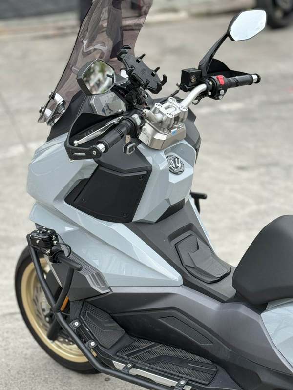 二手三阳哈士奇 Husky ADV300