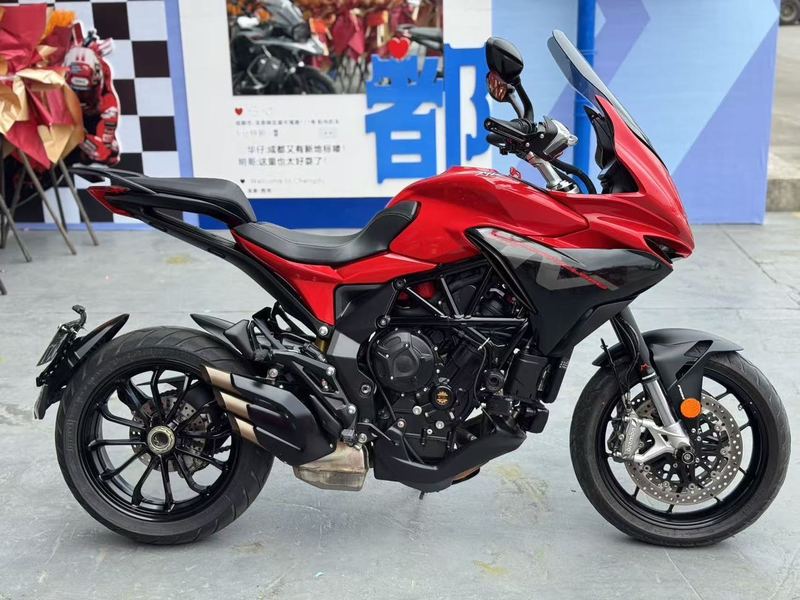 二手奥古斯塔Turismo Veloce 800