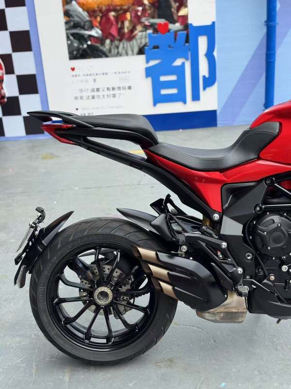 二手奥古斯塔Turismo Veloce 800