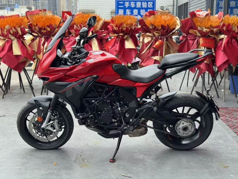 二手奥古斯塔Turismo Veloce 800