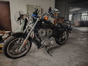 二手哈雷戴维森883L SuperLow