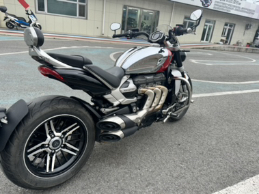 二手凯旋Rocket 3