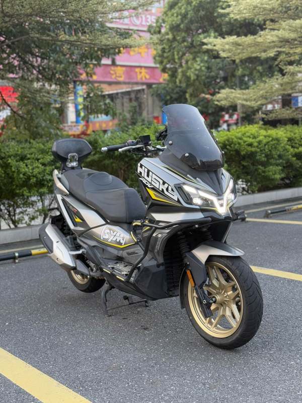 二手三阳哈士奇 Husky ADV300