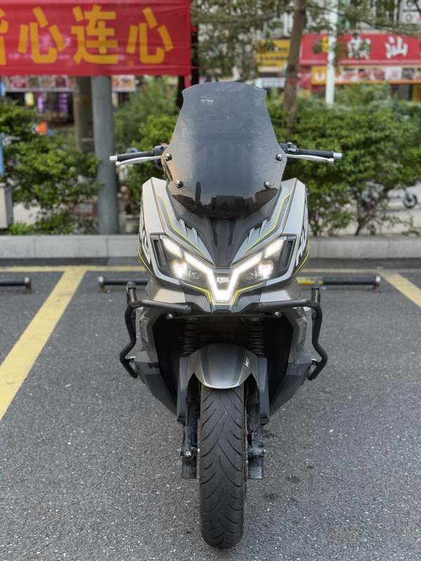 二手三阳哈士奇 Husky ADV300