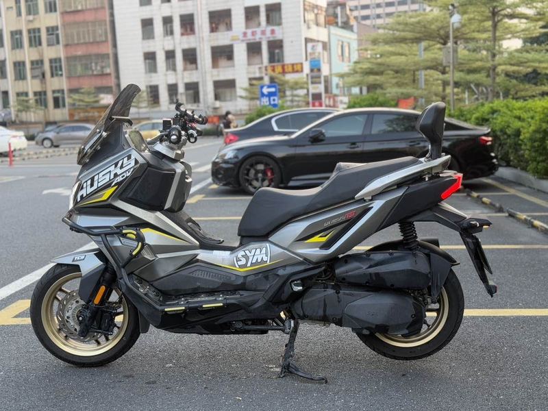 二手三阳哈士奇 Husky ADV300