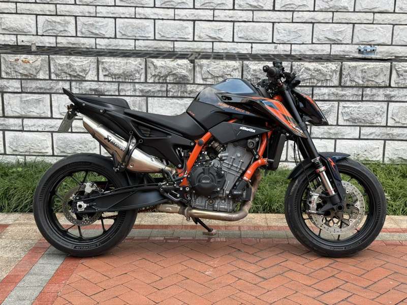 二手KTMR2R890 Duke