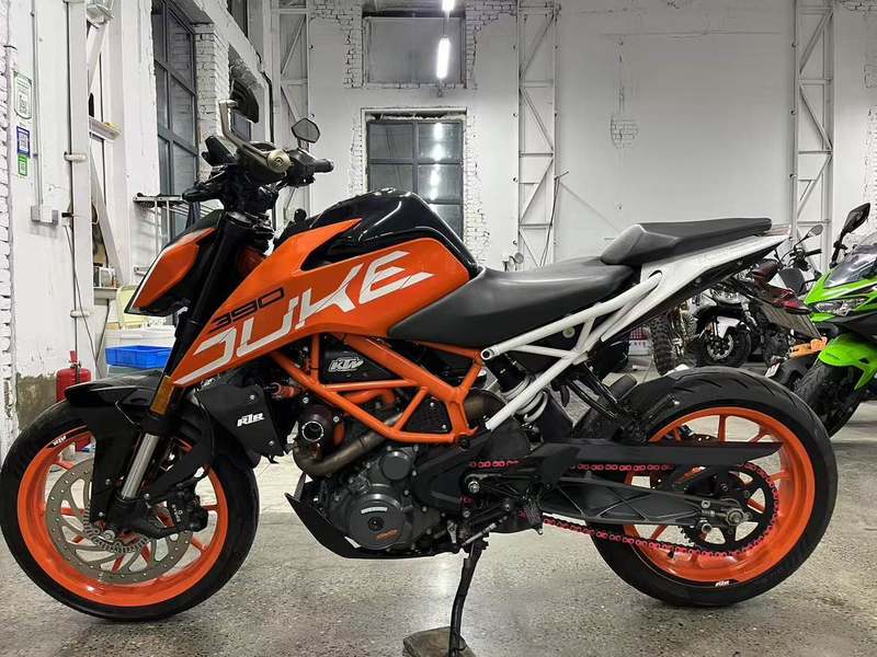 二手KTMR2R390 Duke