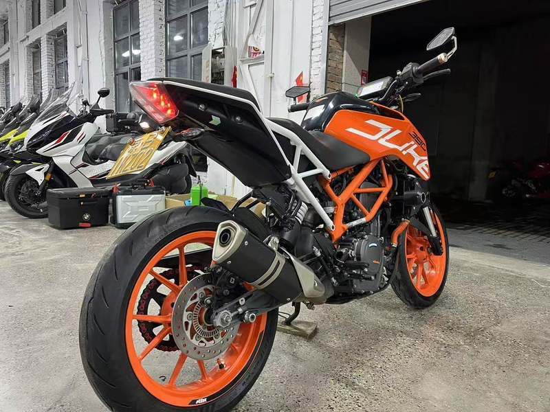 二手KTMR2R390 Duke