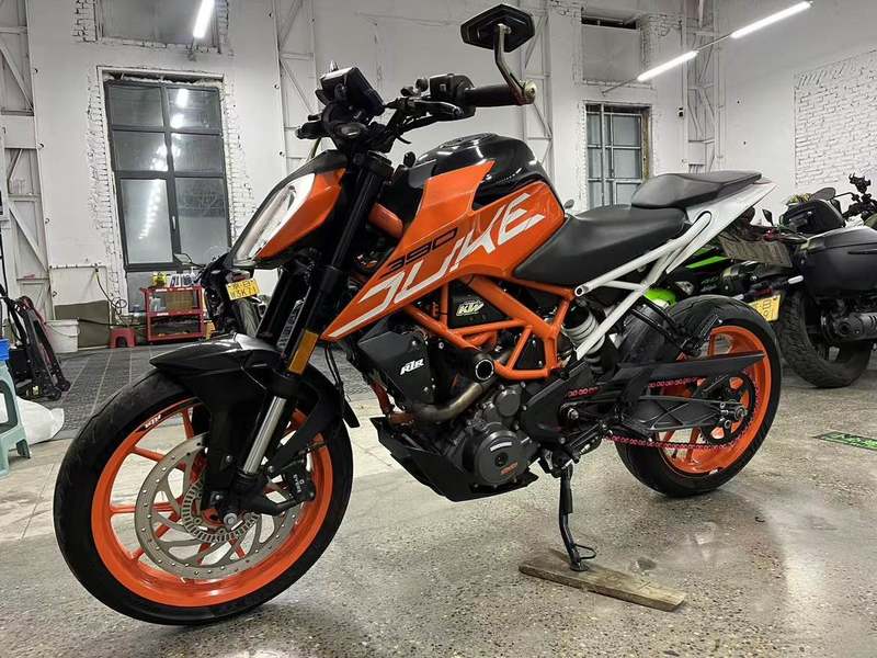 二手KTMR2R390 Duke