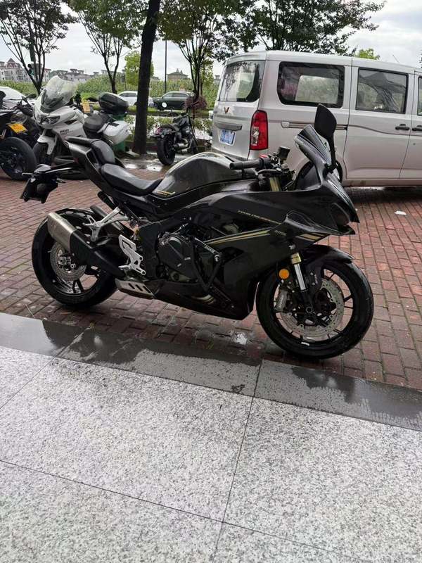二手QJMOTOR赛800
