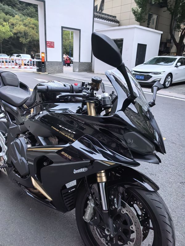 二手QJMOTOR赛800