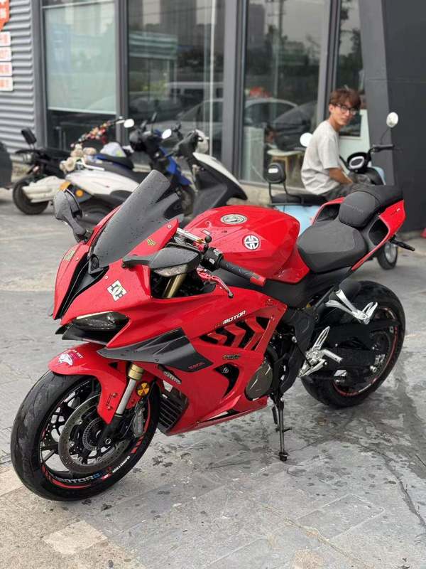 二手QJMOTOR赛800