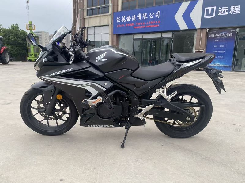 二手本田CBR400R