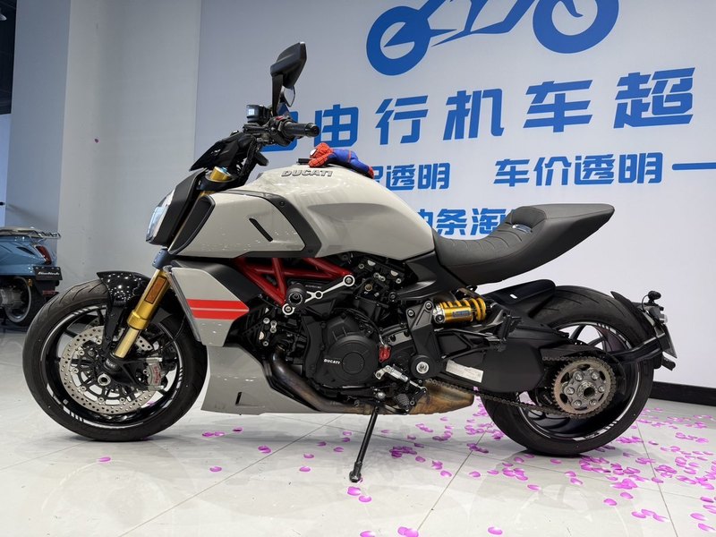 二手杜卡迪Diavel 