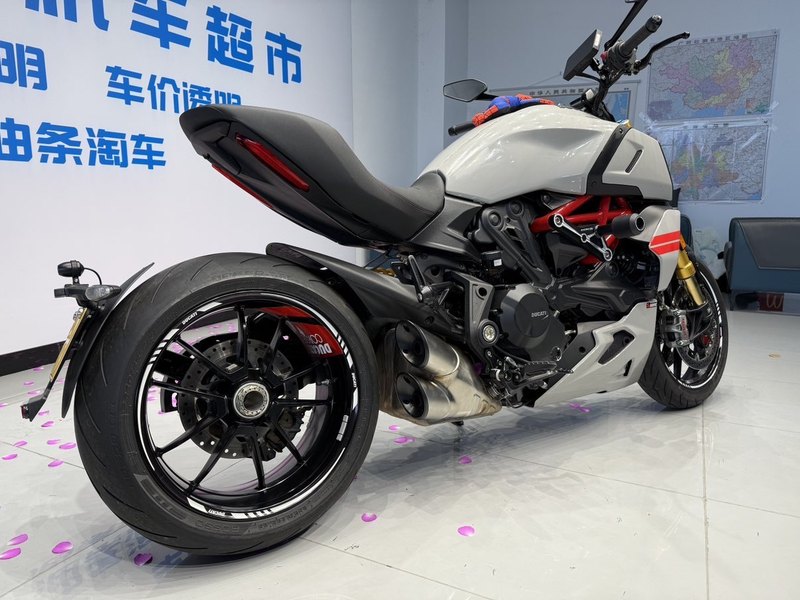 二手杜卡迪Diavel 