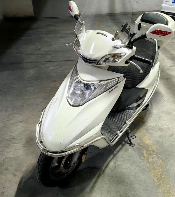 二手五羊本田Spacy α睿御110 