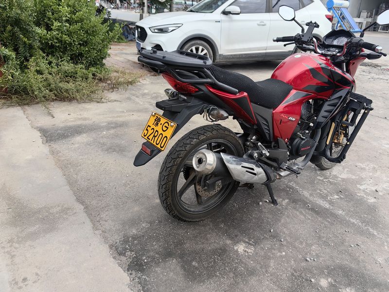 二手五羊本田RR150 幻影