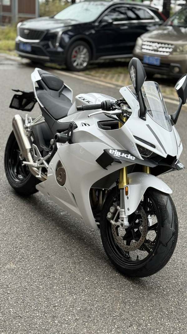 二手张雪机车500RR