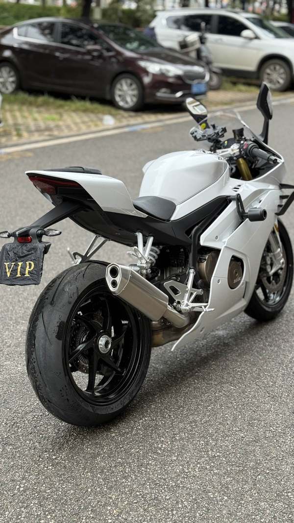 二手张雪机车500RR