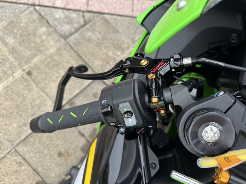 二手川崎Ninja ZX-6R 