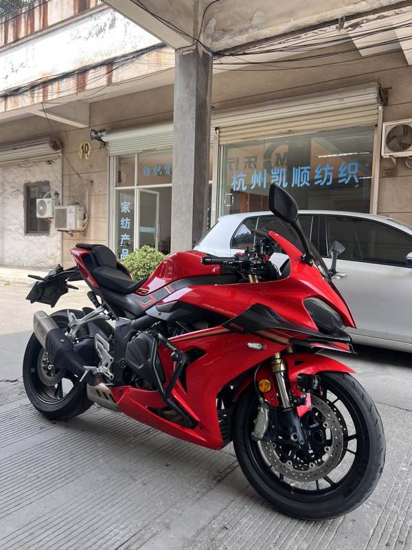 二手QJMOTOR赛800