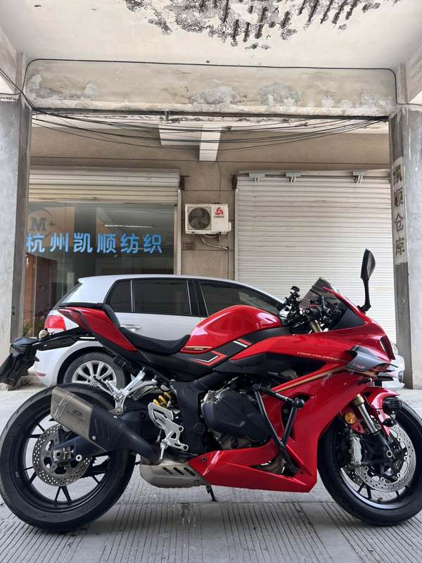 二手QJMOTOR赛800