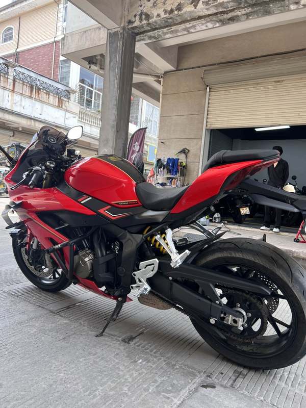 二手QJMOTOR赛800