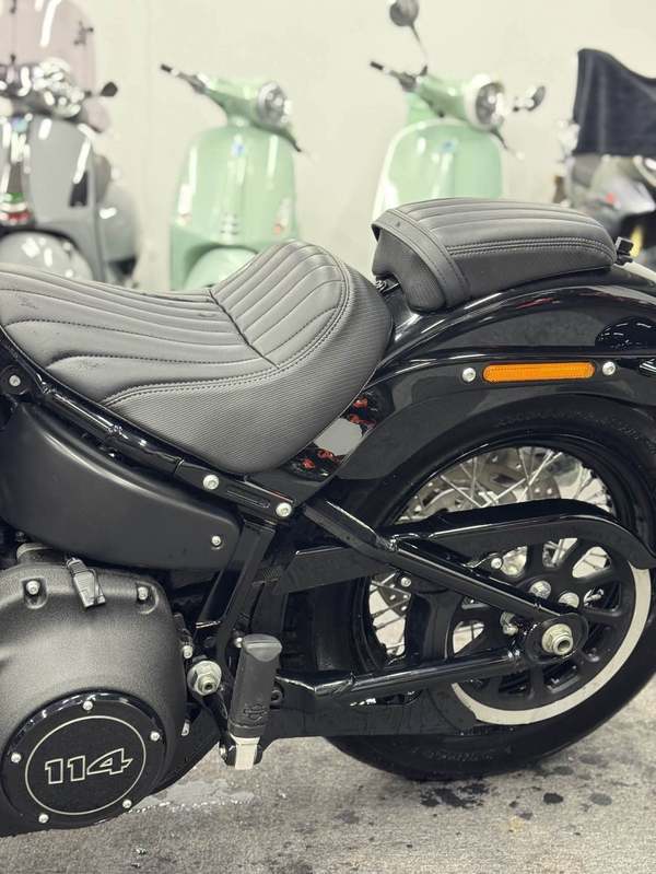 二手哈雷戴维森街霸 Street Bob
