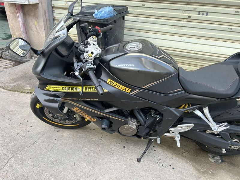 二手QJMOTOR赛800