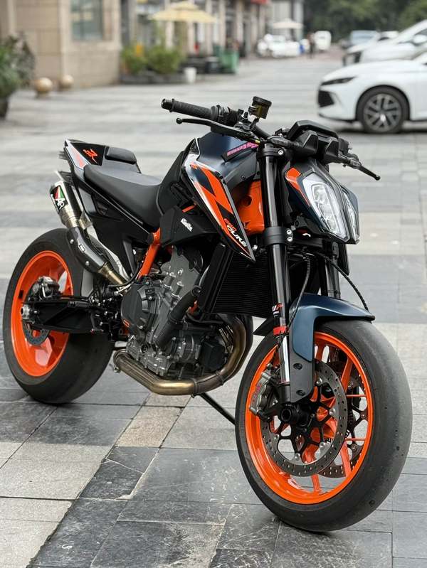 二手KTMR2R890 Duke