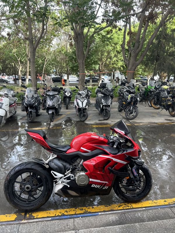 二手杜卡迪Panigale V4