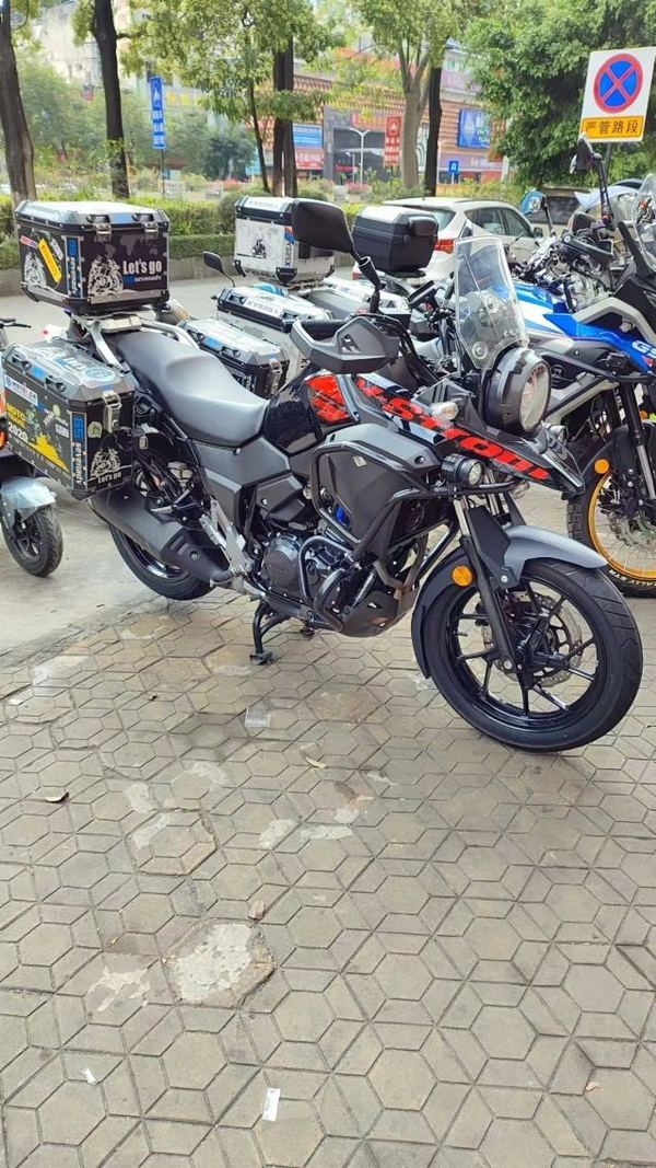二手豪爵铃木DL250