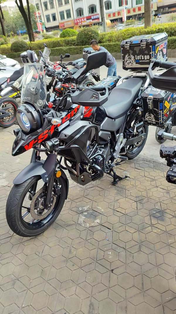 二手豪爵铃木DL250
